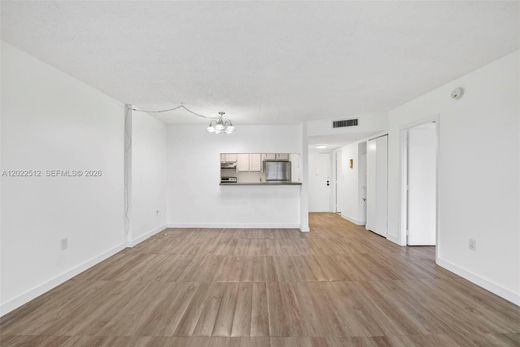 Residential complexes in Lauderhill, Broward County