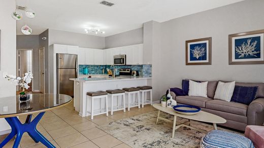 Townhouse in Kissimmee, Osceola County