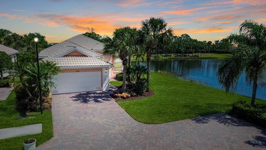 Villa Port Saint Lucie, Saint Lucie County
