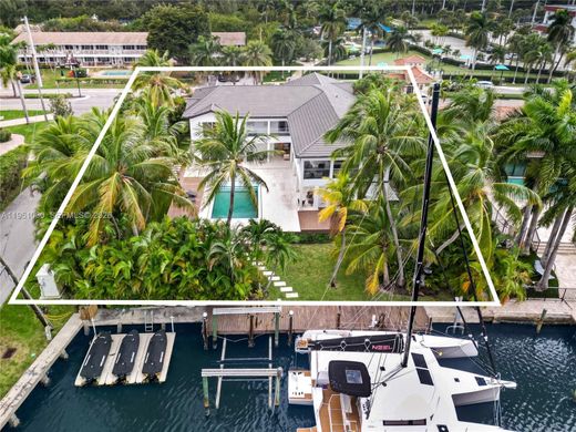 Villa in Hallandale, Broward County