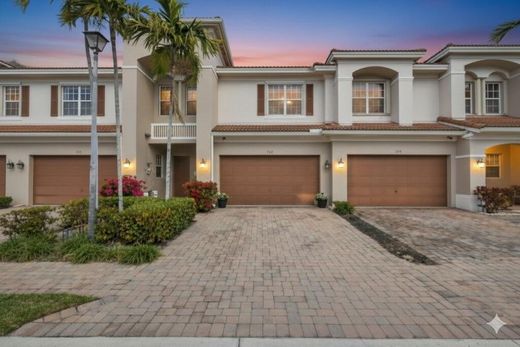 Townhouse in Boynton Beach, Palm Beach