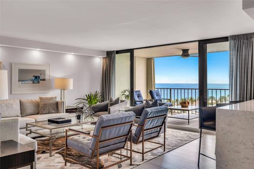 Residential complexes in Fort Lauderdale, Broward County