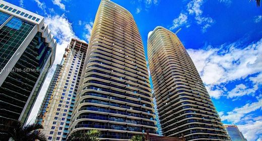 Residential complexes in Miami, Miami-Dade