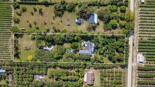 Willa w Homestead, Miami-Dade County