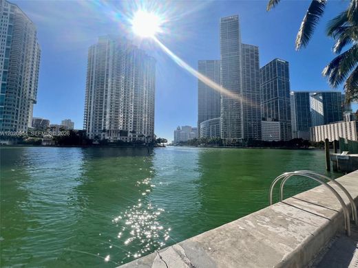 Жилой комплекс, Майами, Miami-Dade County
