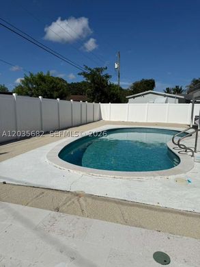 Villa in Lauderhill, Broward County