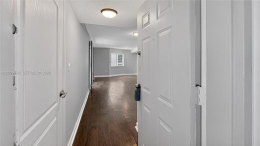 Complesso residenziale a Miami, Miami-Dade County
