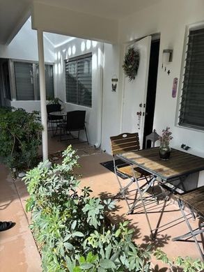 Residential complexes in Hollywood, Broward County