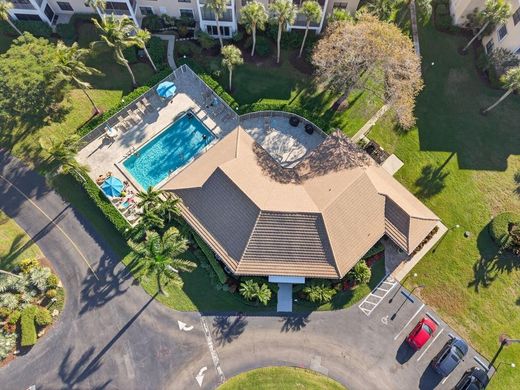 Residential complexes in Jupiter, Palm Beach