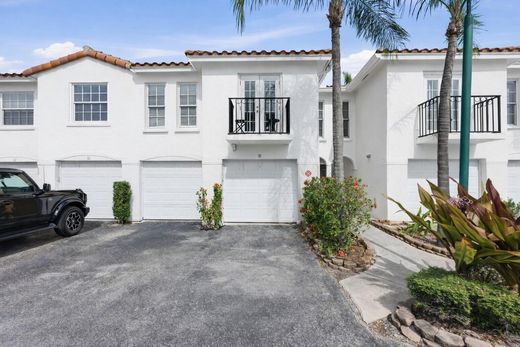 Townhouse in Lake Park, Palm Beach