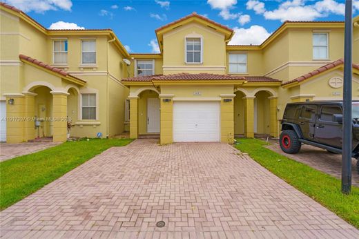 Townhouse in Doral, Miami-Dade