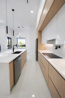 Villa in Cape Coral, Lee County