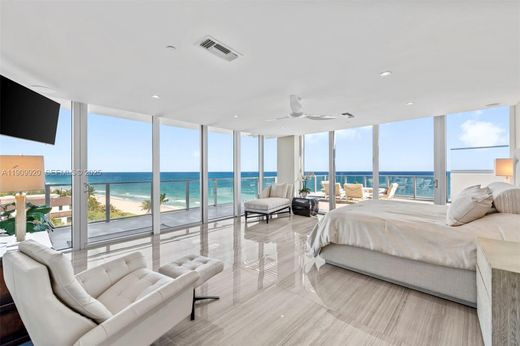Residential complexes in Fort Lauderdale, Broward County