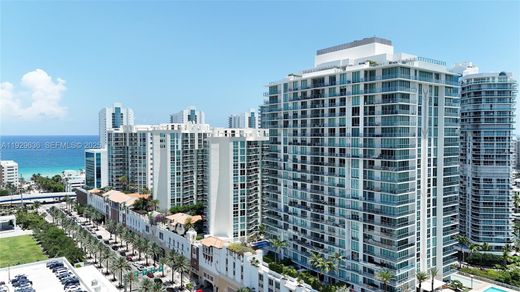 Residential complexes in Sunny Isles Beach, Miami-Dade