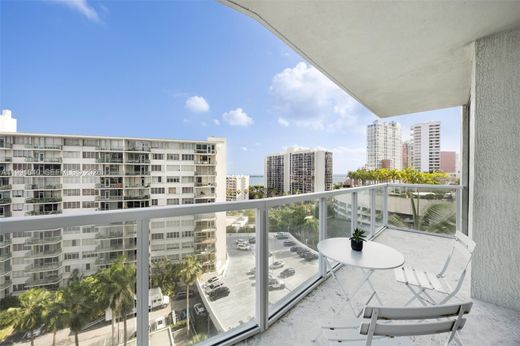 Complesso residenziale a Miami, Miami-Dade County