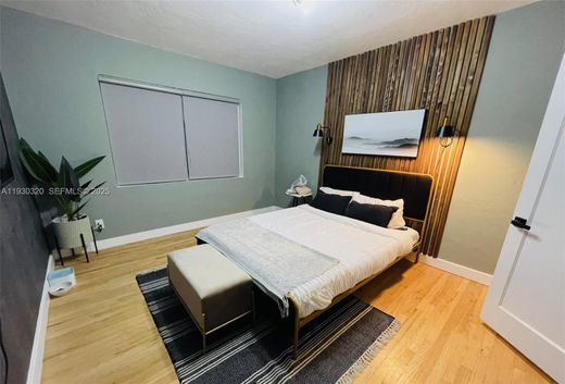 Kamienica w Miami Shores, Miami-Dade County