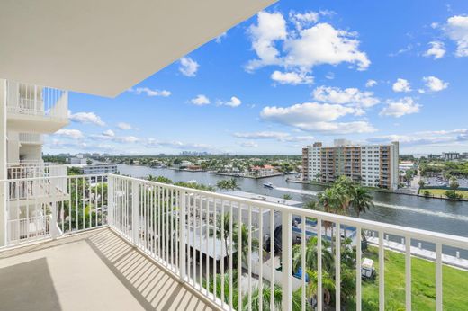 Residential complexes in Fort Lauderdale, Broward County