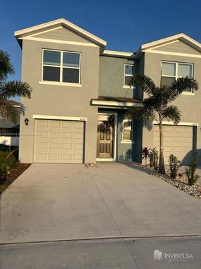 Townhouse in Bradenton, Manatee County