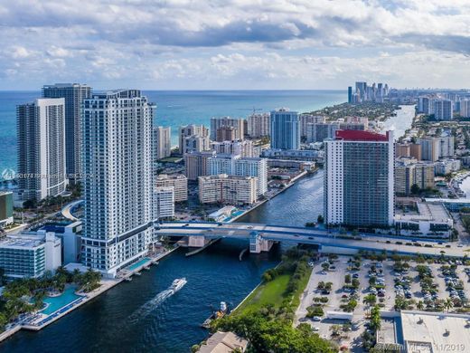 Komplex apartman Hollywood, Broward County
