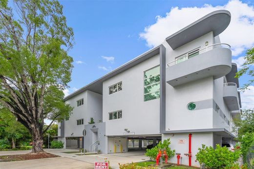 Edificio en Miami Springs, Miami-Dade County