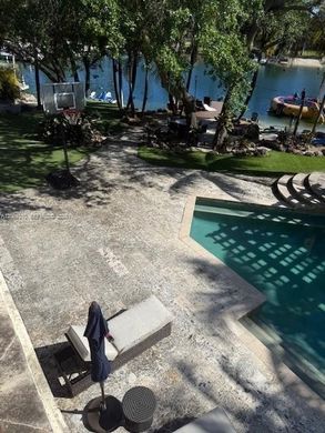 Villa in Miami, Miami-Dade