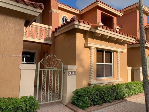 Complexos residenciais - Dania Beach, Broward County