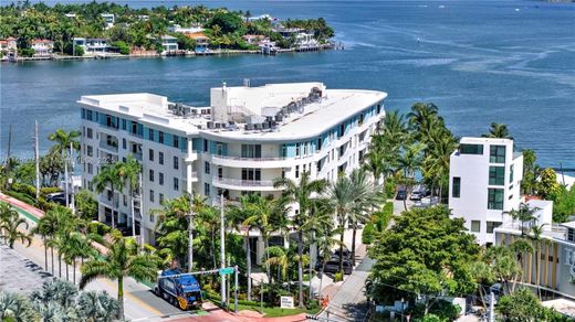 Complexes résidentiels à Miami Beach, Comté de Miami-Dade