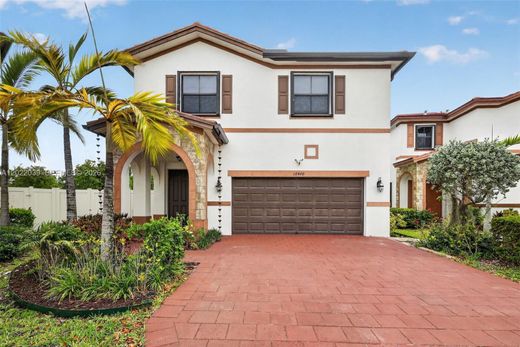 Villa in Hialeah, Miami-Dade