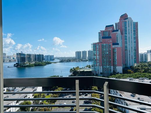 Residential complexes in Aventura, Miami-Dade