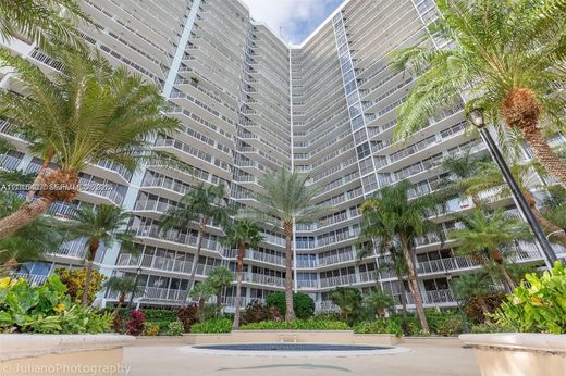 Edificio en North Bay Village, Miami-Dade County