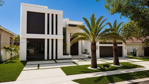 Villa - Miami Lakes, Miami-Dade County