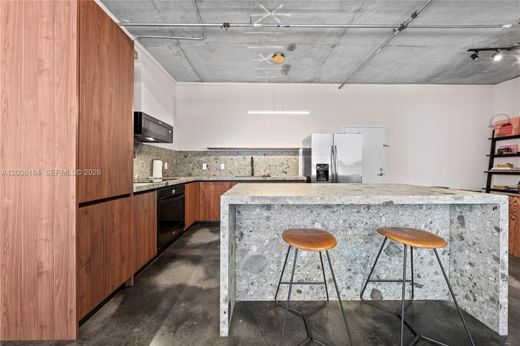 Komplex apartman Miami, Miami-Dade County