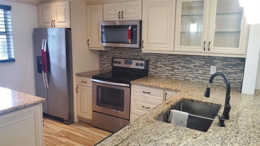 Kamienica w Boca Raton, Palm Beach County