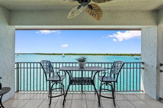 公寓楼  Fort Pierce, Saint Lucie County