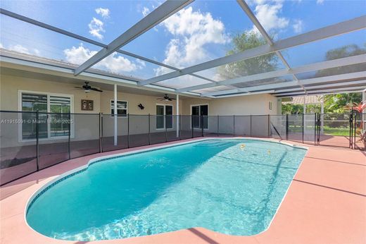 Villa - Coral Springs, Broward County