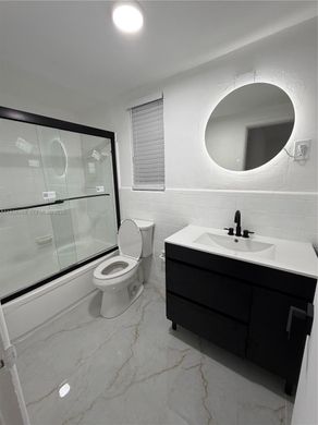 콘도미니엄 / Surfside, Miami-Dade County