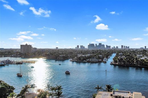 Residential complexes in Fort Lauderdale, Broward County