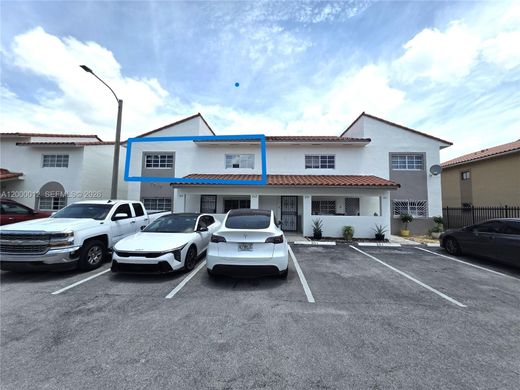Wohnkomplexe in Hialeah, Miami-Dade County