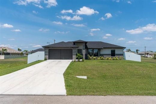 Βίλα σε Cape Coral, Lee County