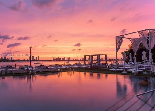 Complexes résidentiels à Miami Beach, Comté de Miami-Dade