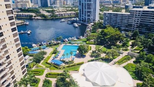 Complesso residenziale a Hallandale Beach, Broward County