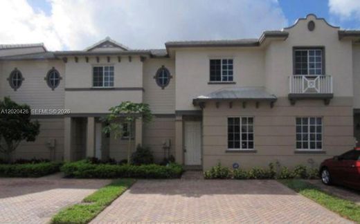 Townhouse in Riviera Beach, Palm Beach