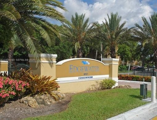 Edificio en Coral Springs, Broward County