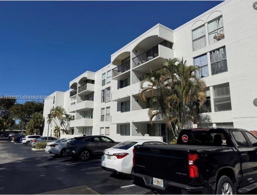 Complesso residenziale a Miami, Miami-Dade County