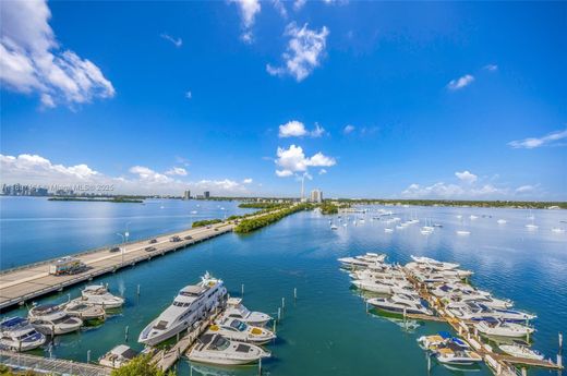 Kamienica w North Bay Village, Miami-Dade County