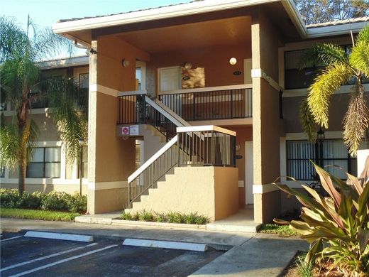 Residential complexes in Coral Springs, Broward County