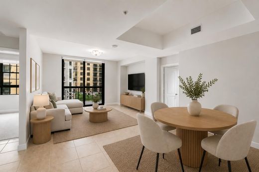 Residential complexes in West Palm Beach, Palm Beach