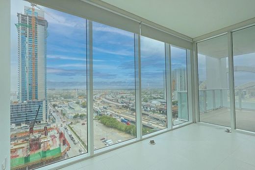 Komplex apartman Miami, Miami-Dade County