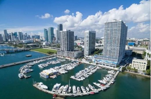 Complesso residenziale a Miami, Miami-Dade County