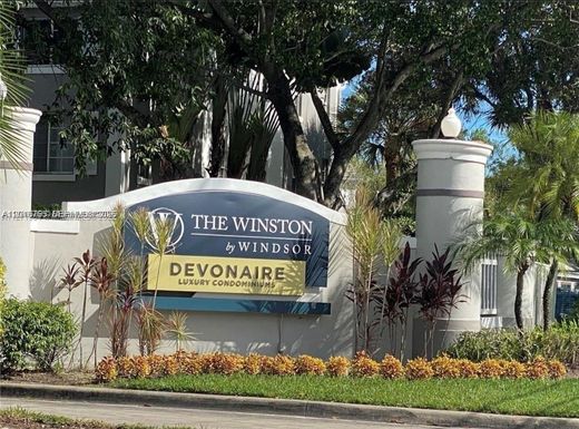 Wohnkomplexe in Pembroke Pines, Broward County